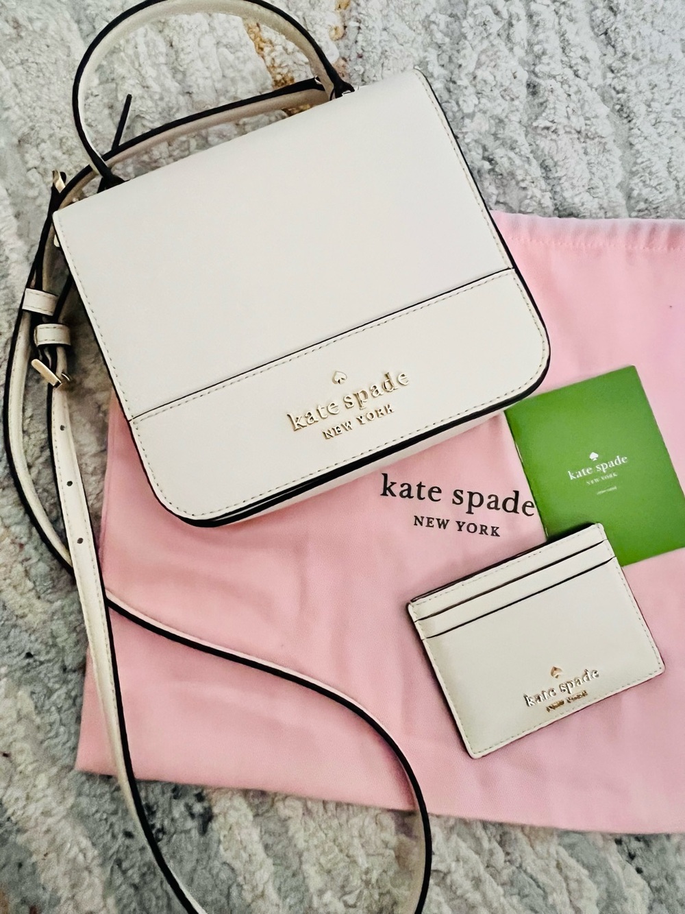 kate spade STACI SQUARE crossbody Retail $299 PLUS Cardcase.   EUC